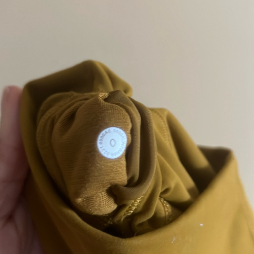 8” lululemon short - Picture 4 of 4